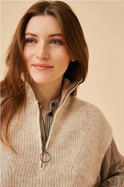 JERSEY HARRISWILSON OLIVIA 2