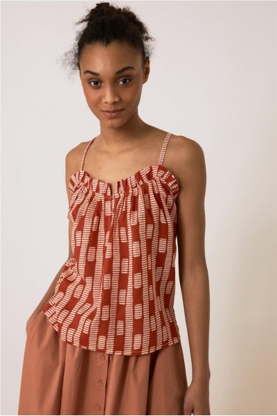 TOP LEON AND HARPER CARLINE... 2