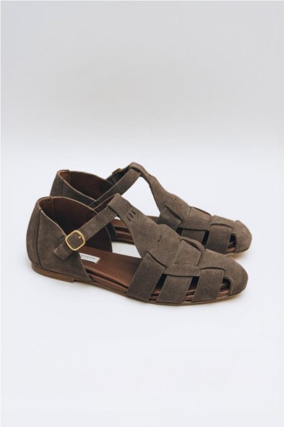 CANGREJERA ANONYMOUS LAIN FLAT