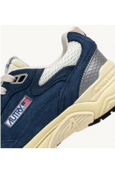 ZAPATILLA AUTRY HYPERWAY UM09