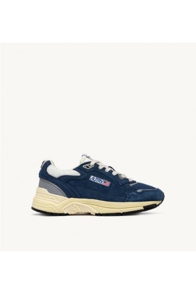 ZAPATILLA AUTRY HYPERWAY UM09 2