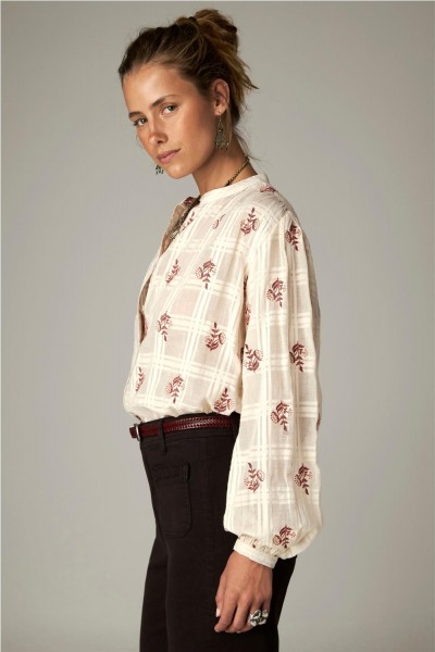 BLUSA MAISON HOTEL BRIDIE... 2