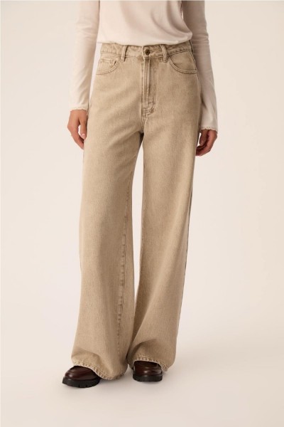 PANTALON DES PETITS HAUTS...