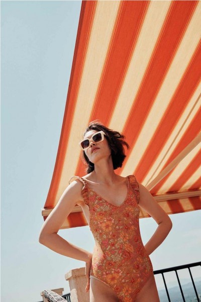 BANADOR LOUISE MISHA REVA 2